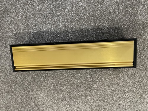 Yale door letter box - &,