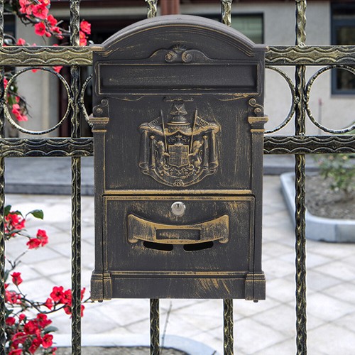 Large vintage outdoor lockable - large,